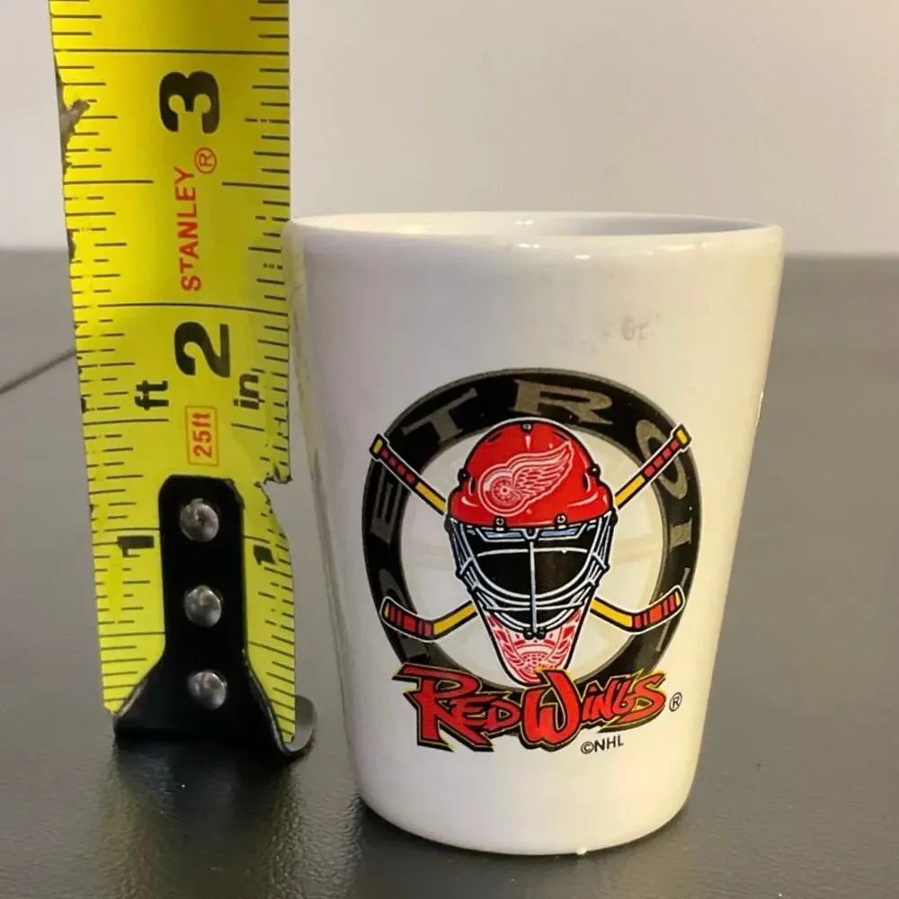 Vintage NHL Detroit Red Wings Logo Hockey Shot Glass